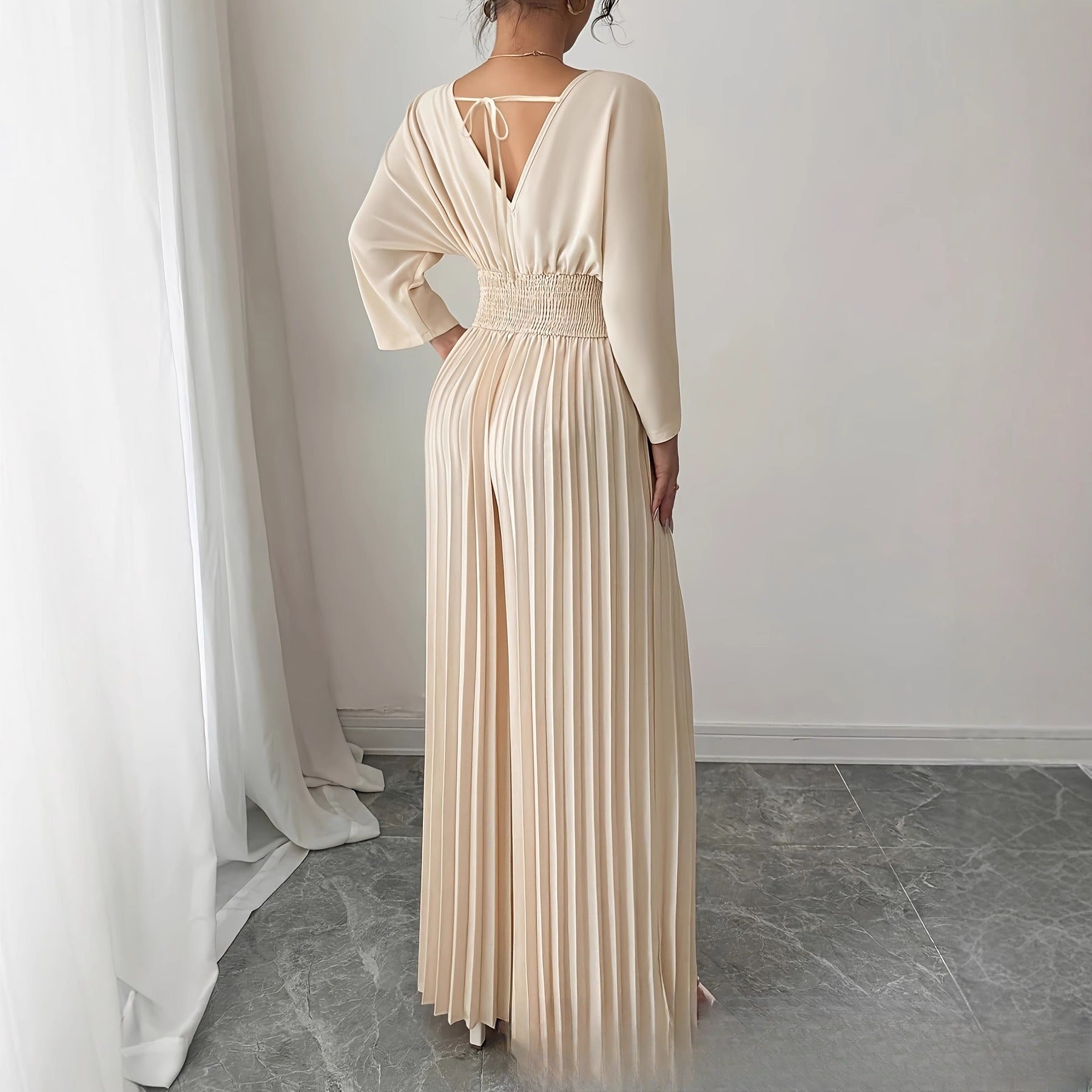 Stylish V-neck High-waist Solid-color Sexy Pleated Jumpsuit